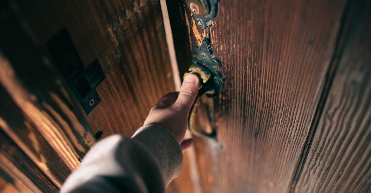 front door lock key — Rockville Centre Locksmith