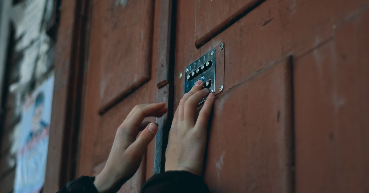 What Actually Happens When You Call Our Home Lockout Service — Rockville Centre Locksmith